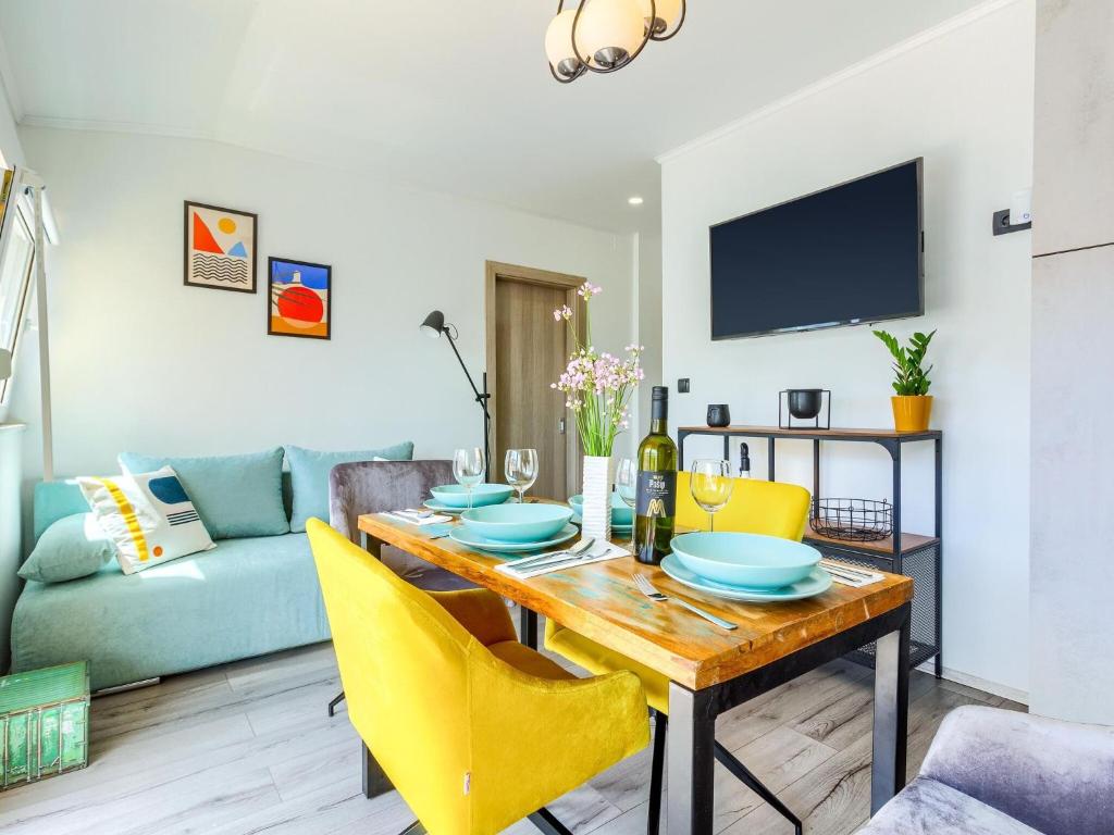 Sea-view apartment in Kastel