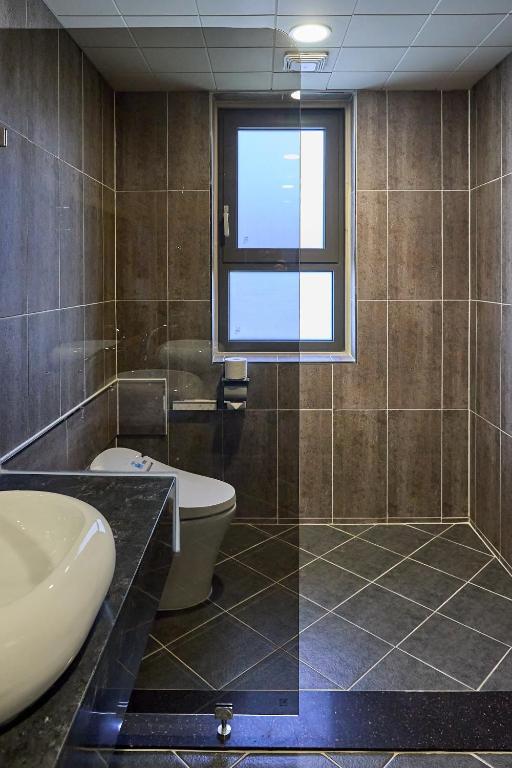 Koupelna v ubytování Sokcho Mir Hotel