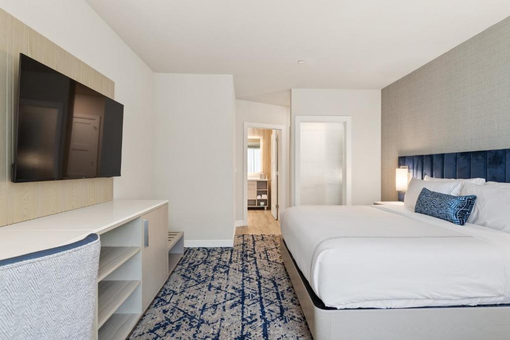 EVEN Hotel Austin Uptown near the Domain by IHG photo