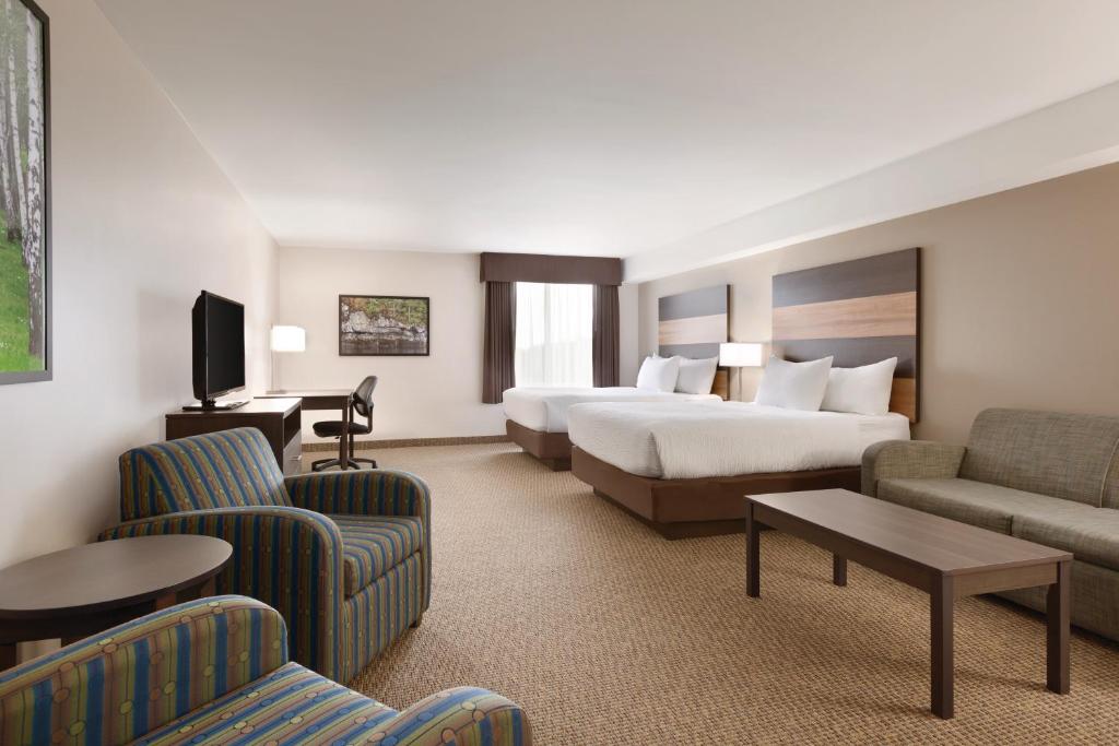 Days Inn & Suites by Wyndham Lindsay - Deluxe Queen Suite - No Fumadores