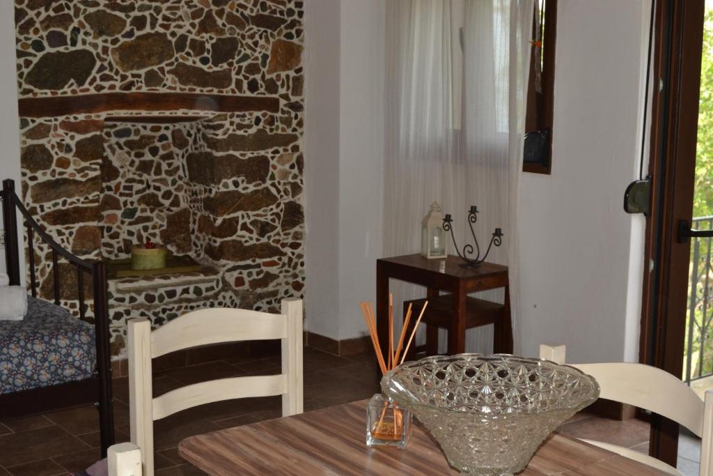 Posezení v ubytování Gattilusi View Cottage