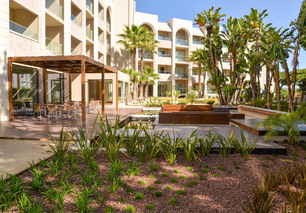 Falésia Hotel - Adults Only - Resim 13