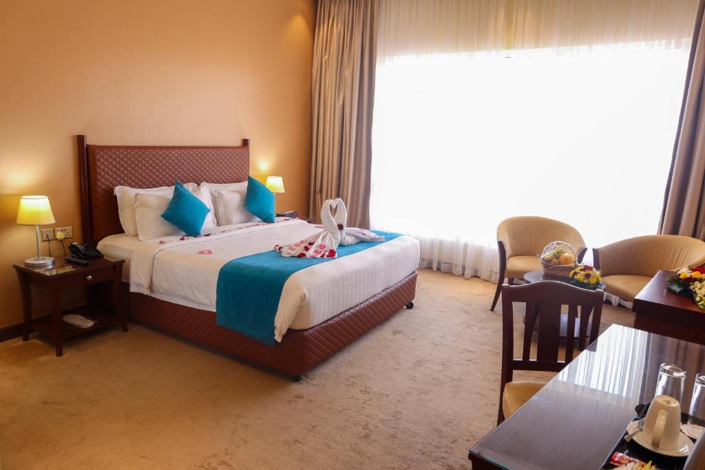 Palette Luxury Marina View Formerly Happy Days Hotel