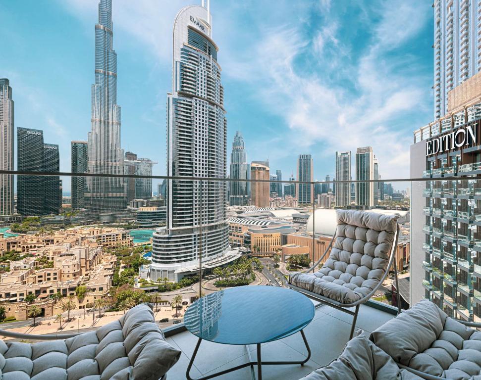 Best Areas to Live in Dubai for Expats DOWNTOWN DUBAI 