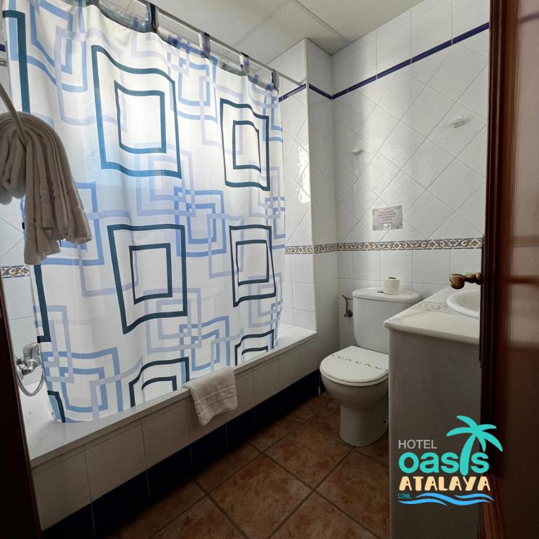 Kúpeľňa v ubytovaní Hotel Oasis Atalaya