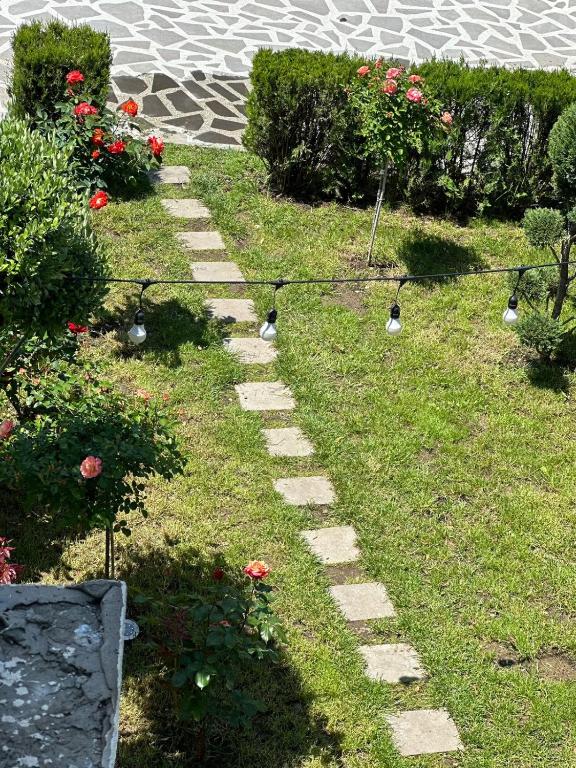 Zahrada ubytování LARDA TBILISI