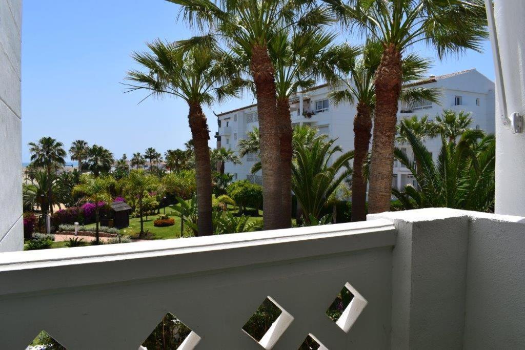 APTO. PLAYA ROCIO_APTO._60_1º_PUERTO BANÚS, Marbella Updated 2024 Prices