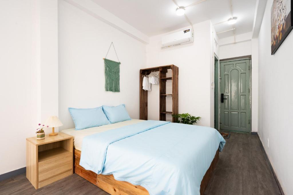 Luong Huu Khanh Homestay - Centre District 1 - One-Bedroom Apartment With City View
