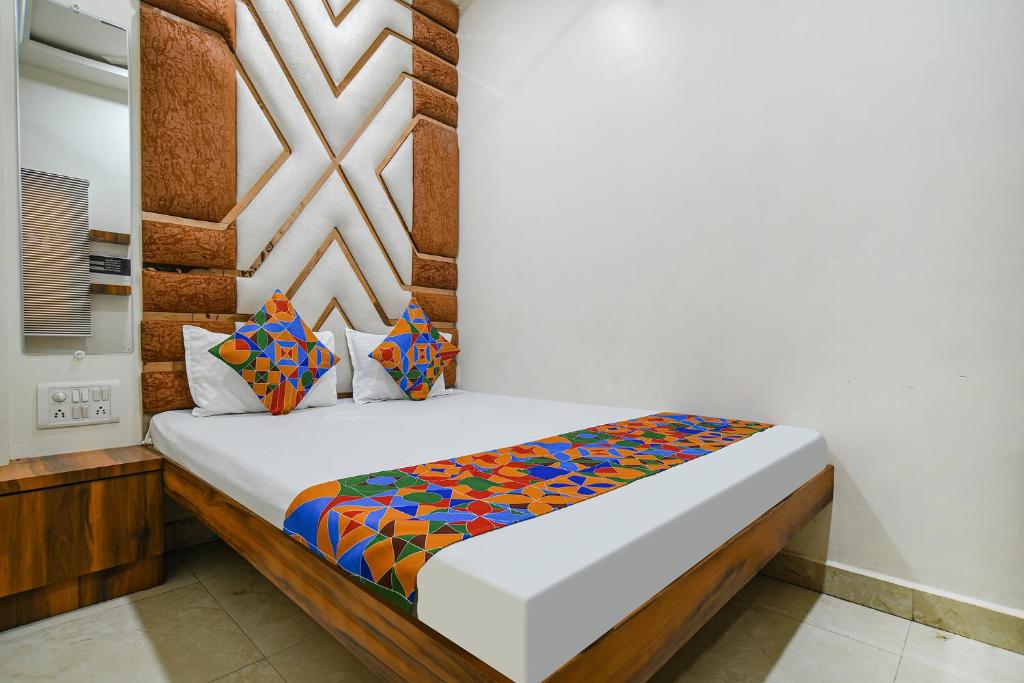 FabExpress Jugnu Palace - Housity