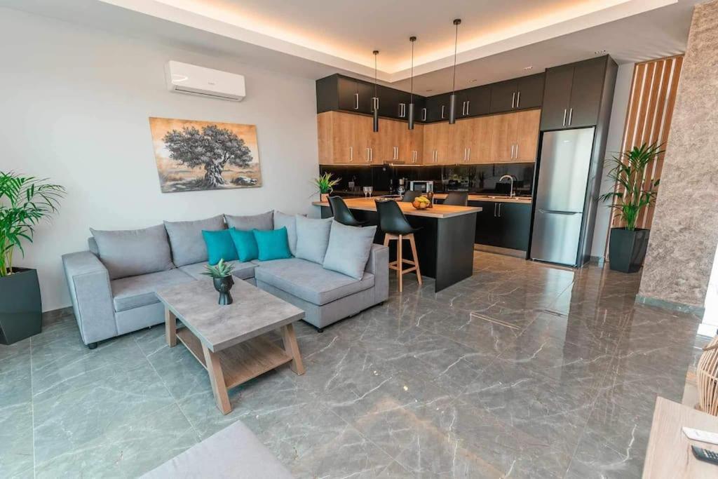 Η κουζίνα ή μικρή κουζίνα στο Aurora 3 - Family Comfort near the beach