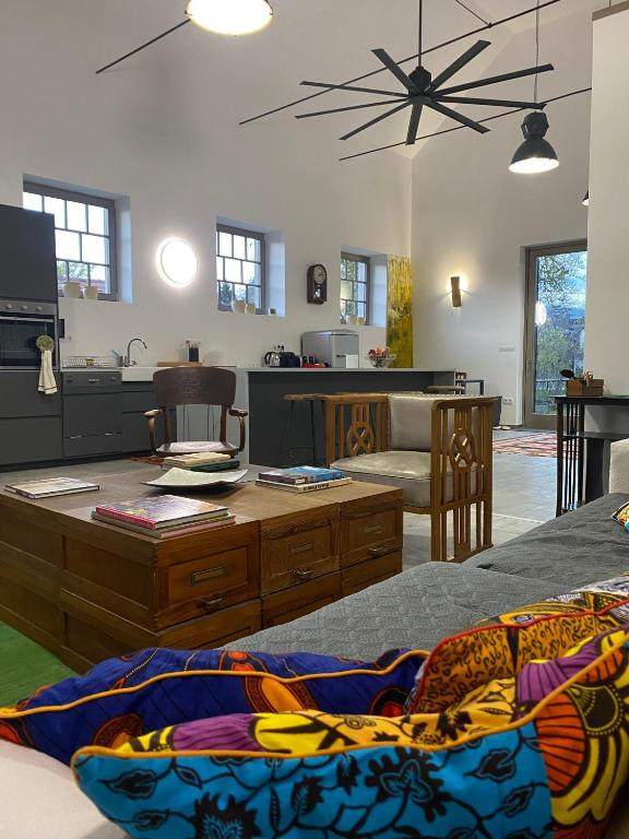 Posezení v ubytování LOFT Köveskál