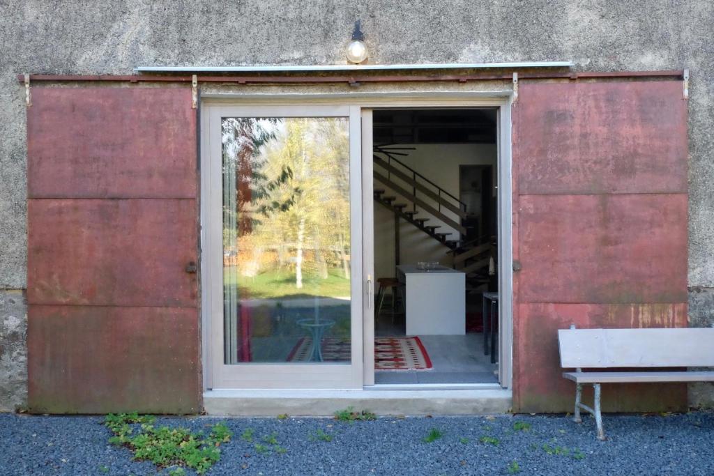 Budova, kde se vila nachází