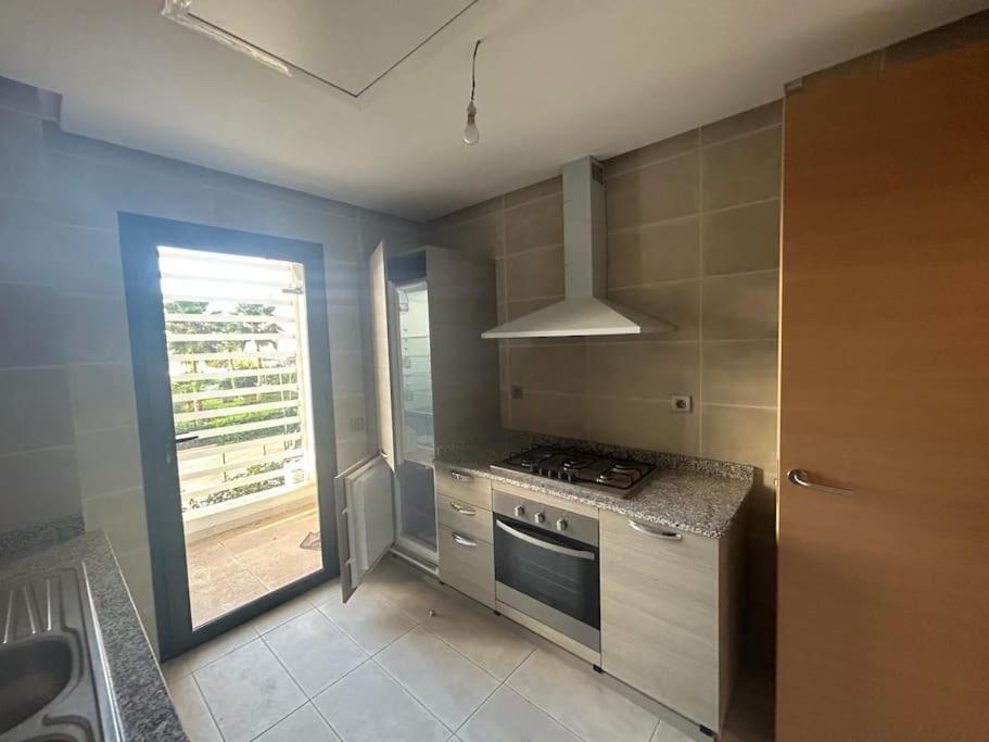 Kuchyň nebo kuchyňský kout v ubytování Your Cosy Rabat escape