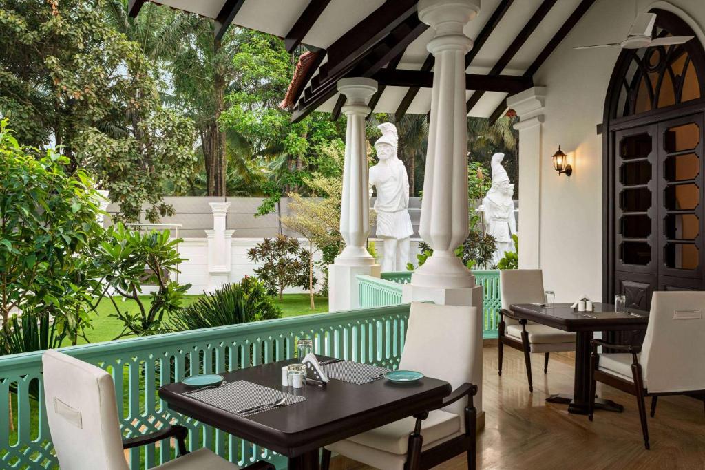 Сад в Ramada by Wyndham Goa Vagator