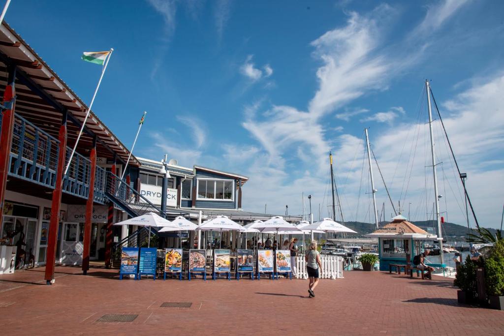18 Quay West, Waterfront - Image 41