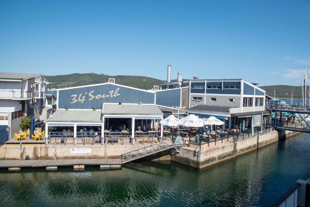 18 Quay West, Waterfront - Image 42