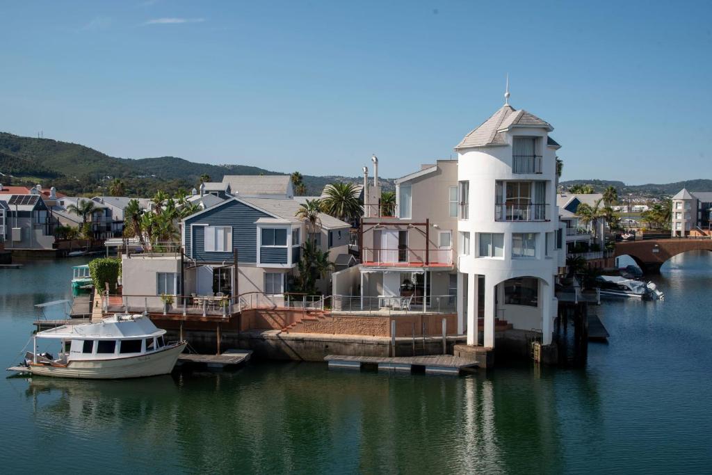 18 Quay West, Waterfront - Image 6