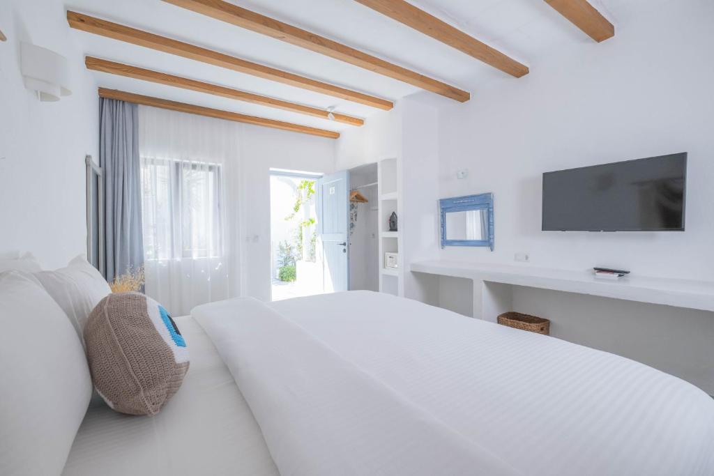 Kassandra Oludeniz - 3