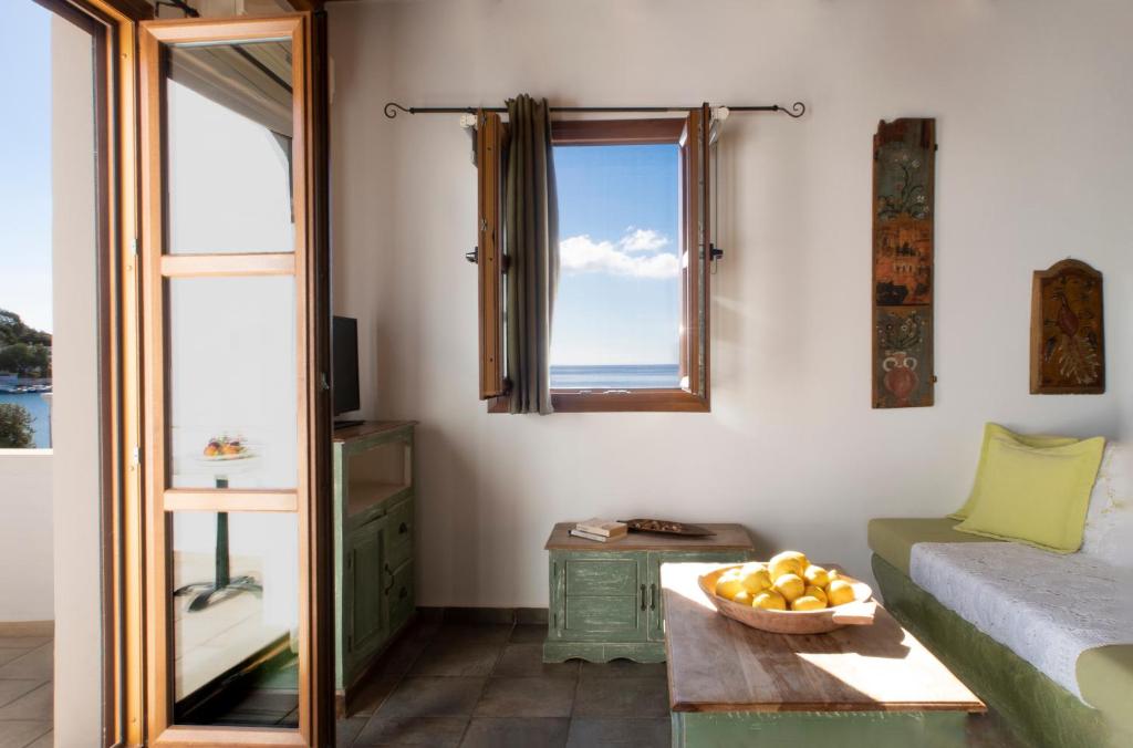 Posezení v ubytování Panteli Beach Hotel
