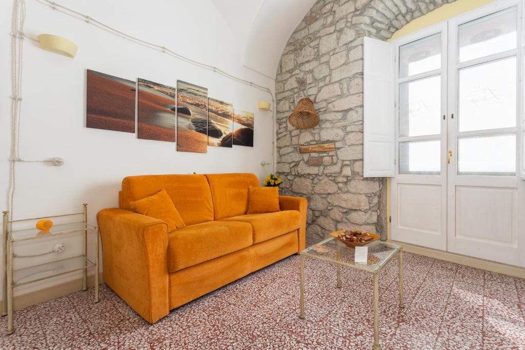 Bosa Il Borgo E6368 - Studio -appartement