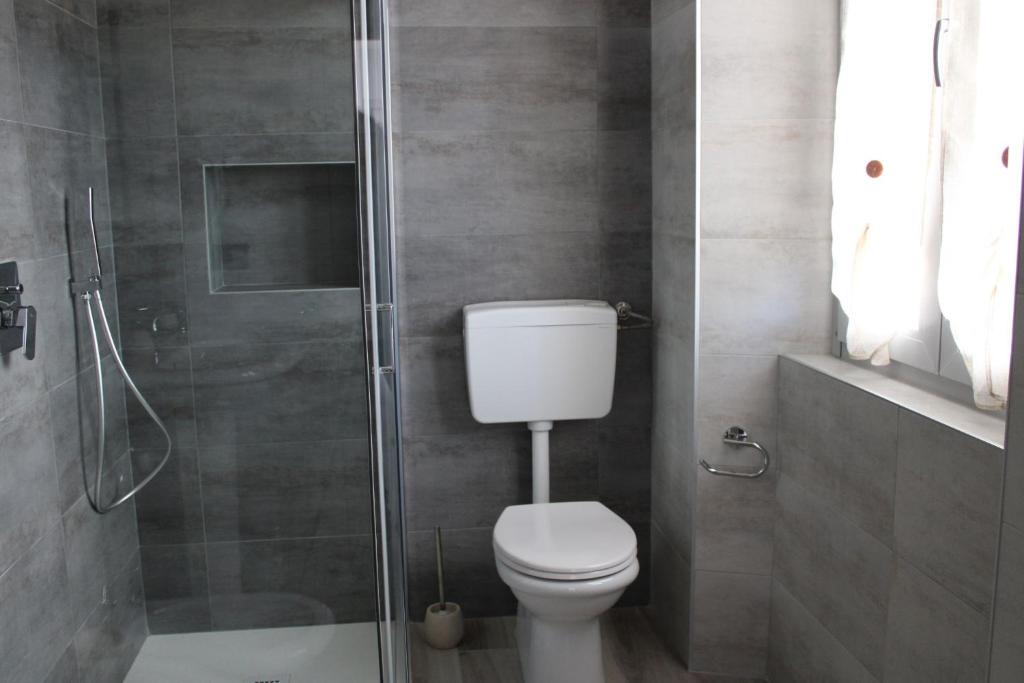 la Luna Blu Malpensa camera matrimoniale Diamante - Double Room With Private Bathroom