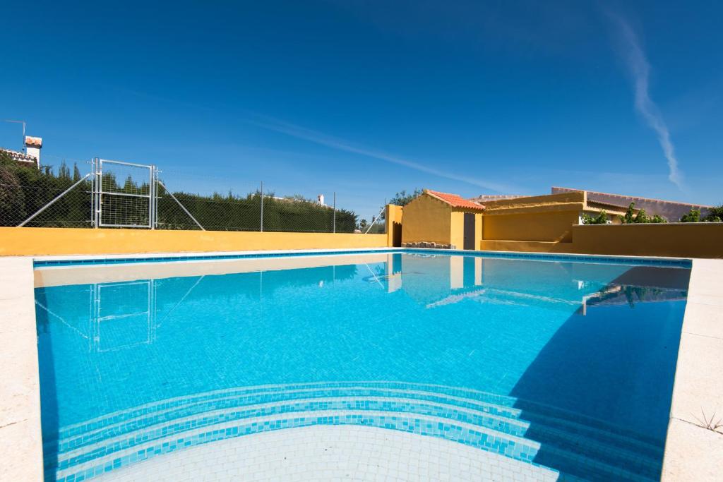 Bazén v ubytování Villa Rio Salado nebo v jeho okolí