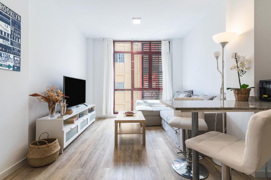Home2Book Elegant & Cozy Retreat Las Palmas