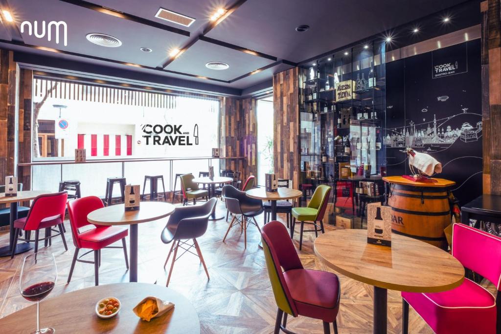 Posezení v ubytování Num Hotel