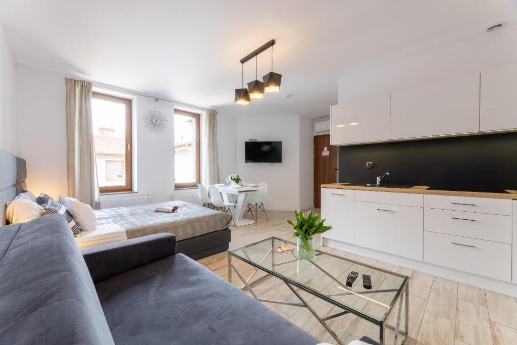 Apartamenty Bałtyckie - Grand Baltic - WIFI, Klimatyzacja, Sala Zabaw, Taras wypoczynkowy, centrum Ustki - Apartamento Estudio