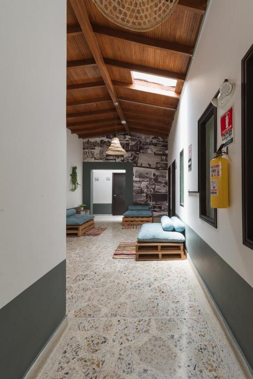 Kuchyň nebo kuchyňský kout v ubytování Living Hotel