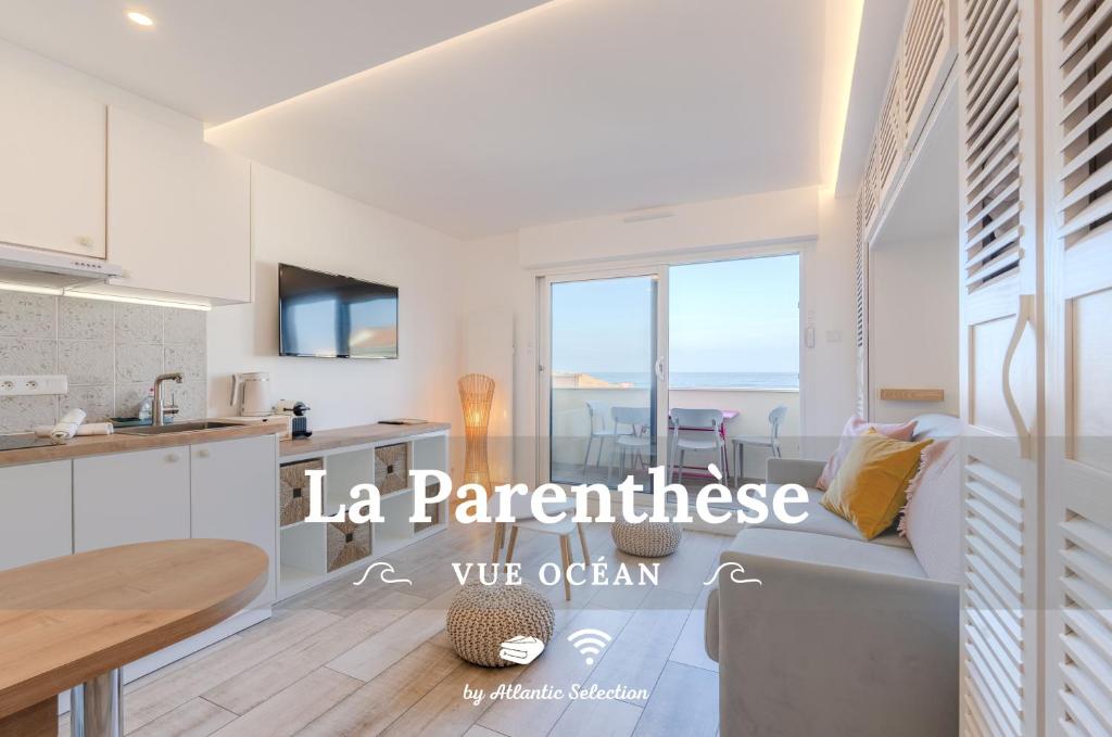 cocina y sala de estar en una villa en Atlantic Selection - Vue Océan avec terrasse, plage Notre-Dame en Capbreton