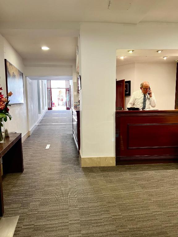 Carlos V Malaga - Resim 20