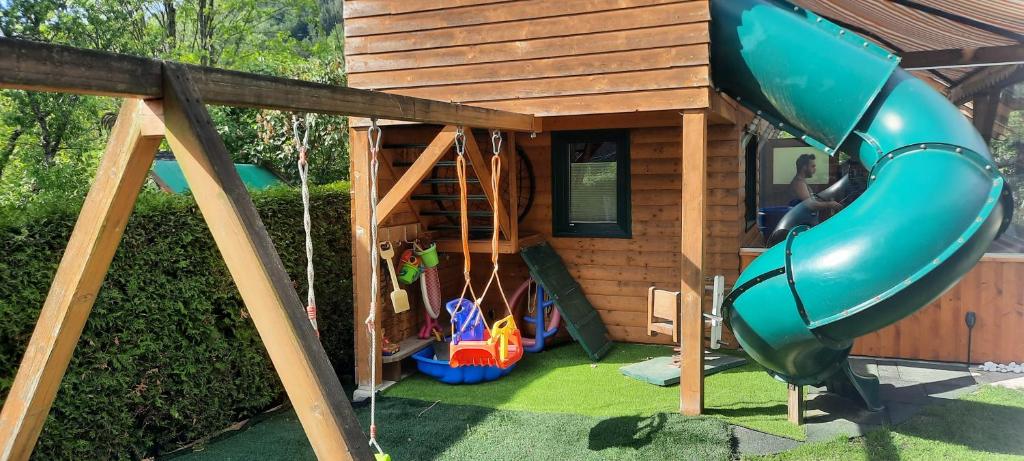 Herní místnost nebo prostor pro děti v ubytování Ferienwohnung in Weyregg am Attersee