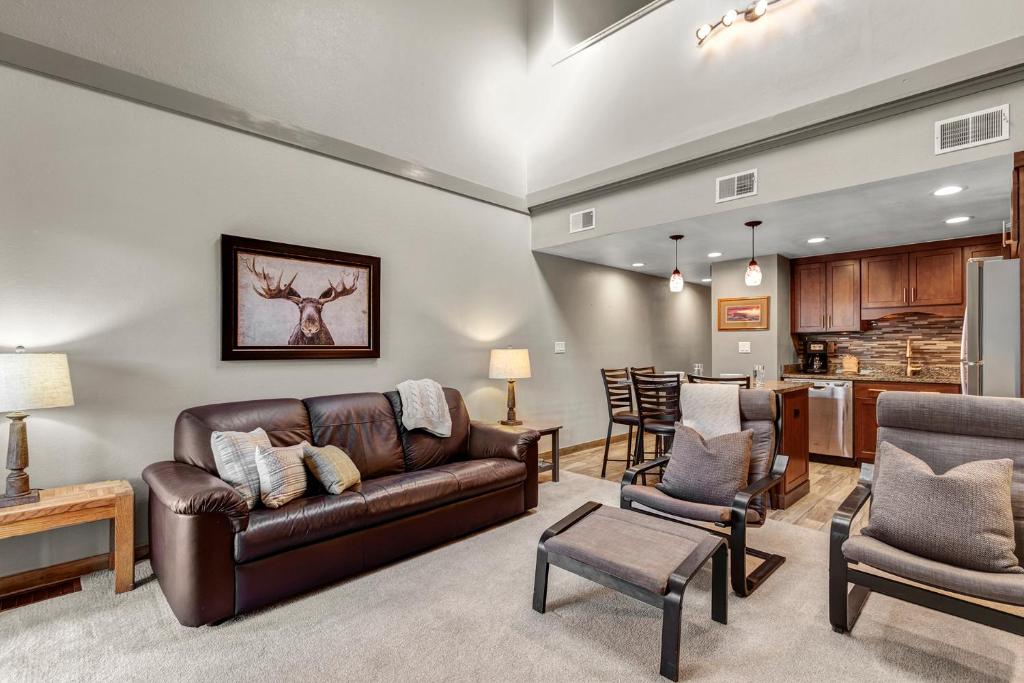 Posezení v ubytování Mountain View Getaway by Great Western Lodging