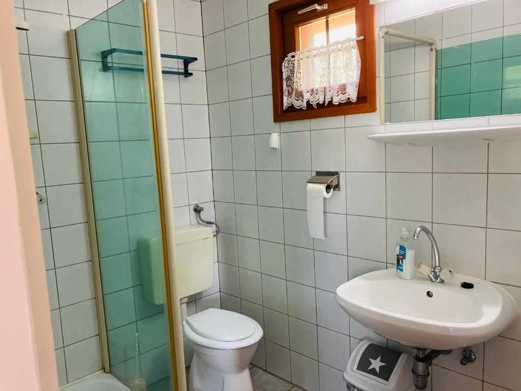 Koupelna v ubytování Polzer CAMPING BÜKFÜRDŐ