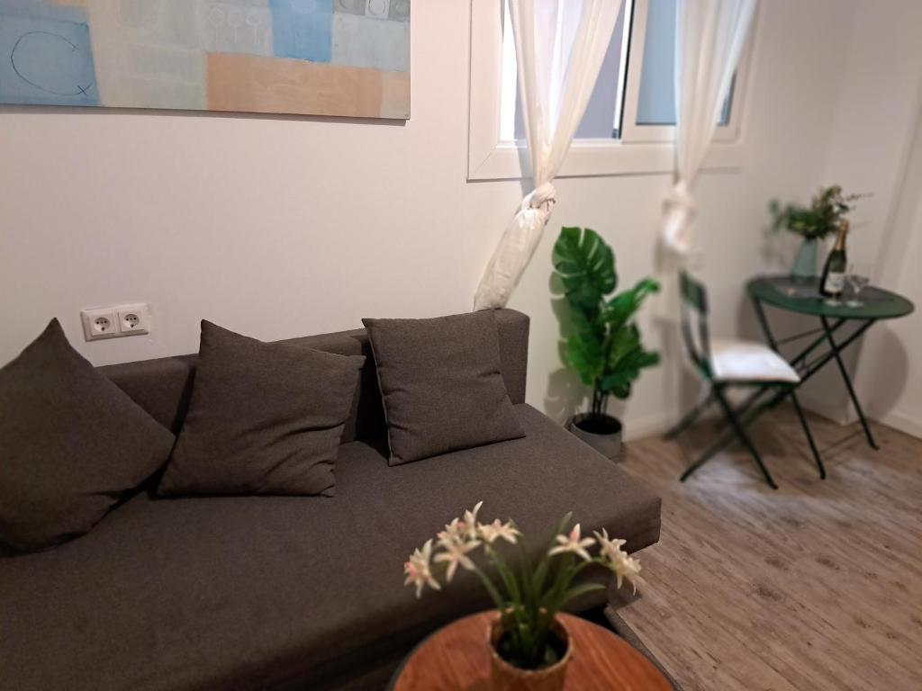 Barcelona Central Apartments - Studio