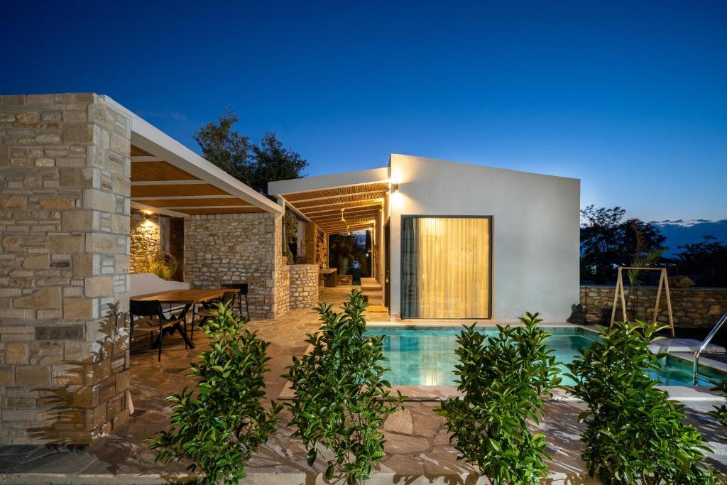 Bazén v ubytování Stone Village Skala Maries nebo v jeho okolí