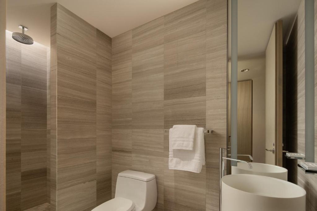 Four Seasons Hotel Toronto - Resim 27