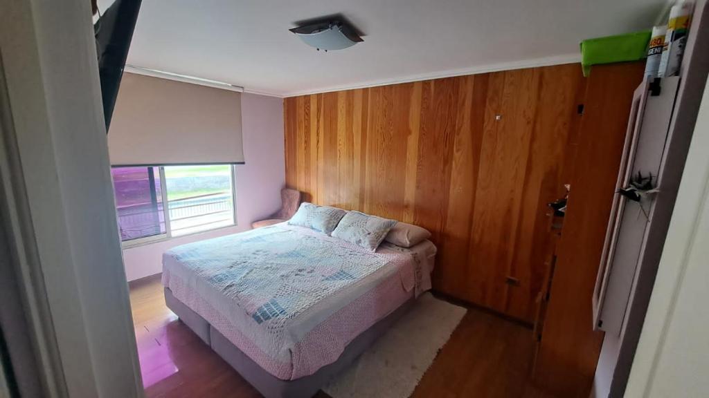 Uma cama ou camas num quarto em Casa Completa 5 habitaciones para Exponor 2024