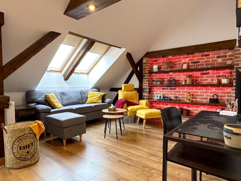 MAJA Premium Loft Apartment in historical city center, Komárno Preços