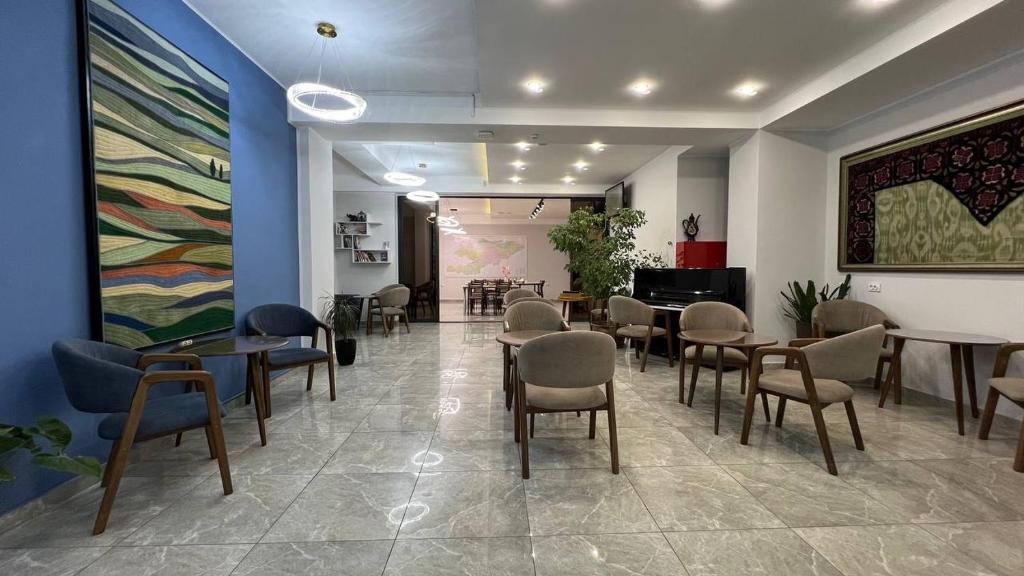 Posezení v ubytování Compass Hostel