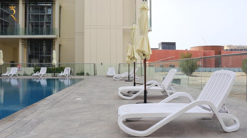 Πισίνα στο ή κοντά στο 2BR hidden Gem - Masdar city