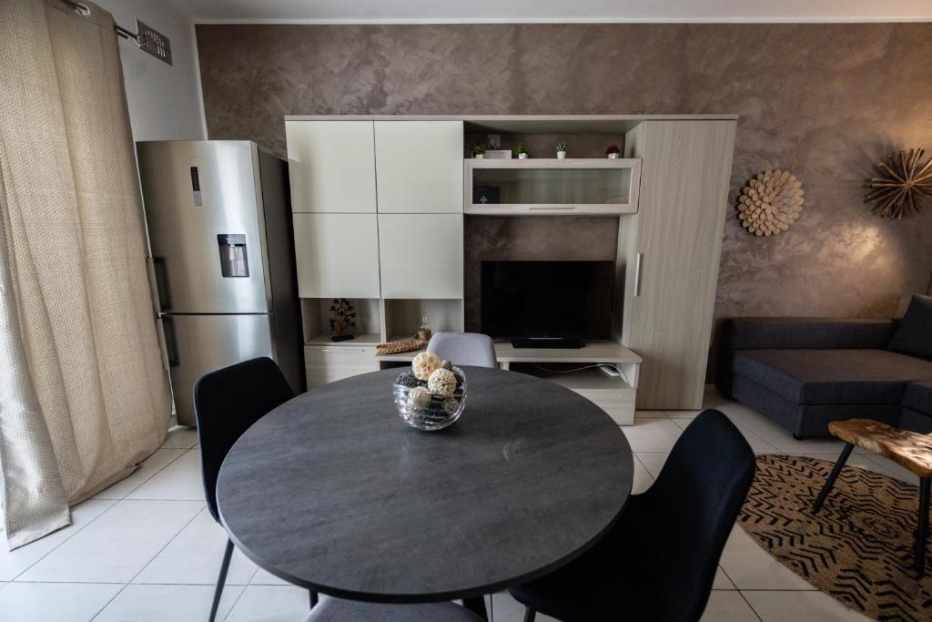 Kuchyň nebo kuchyňský kout v ubytování The Podium Apartment