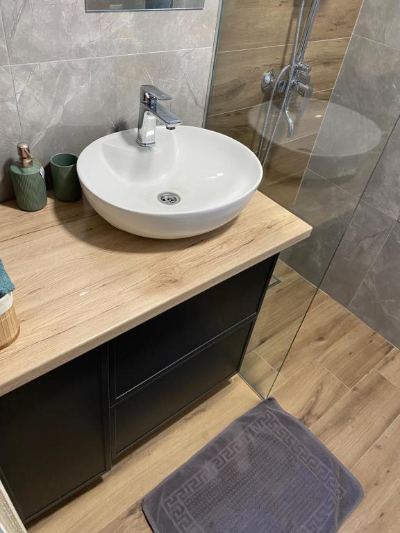 Koupelna v ubytování Tiny house Neny Fruška gora