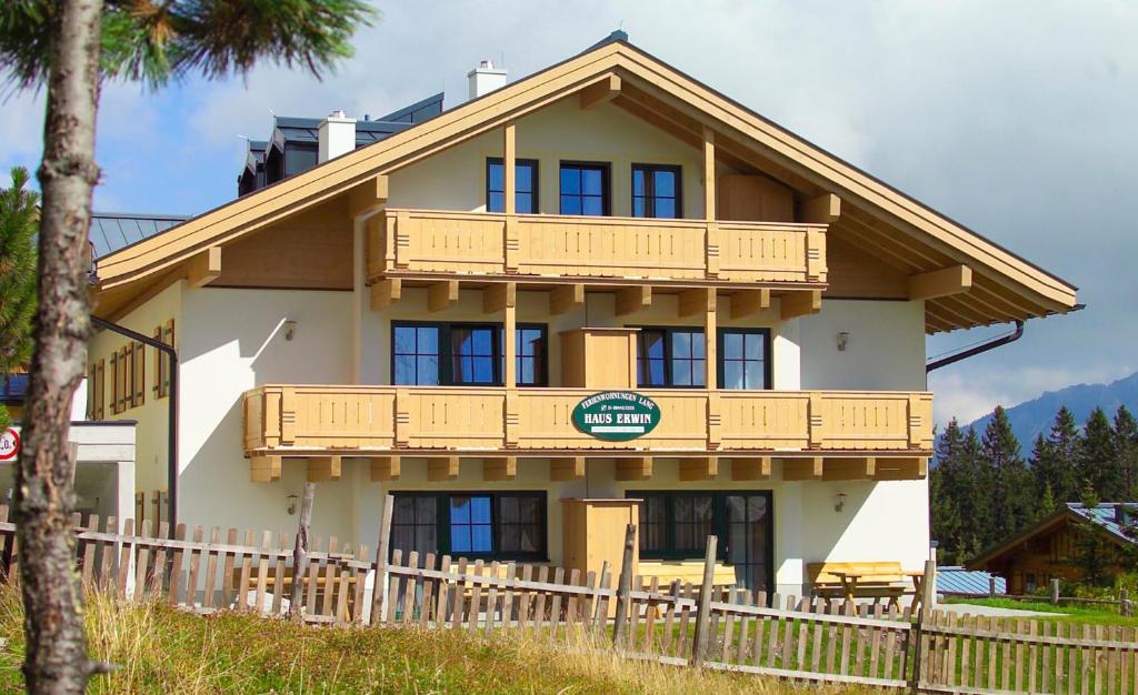 Ferienwohnungen LANG - Ski & Mountain Apartments