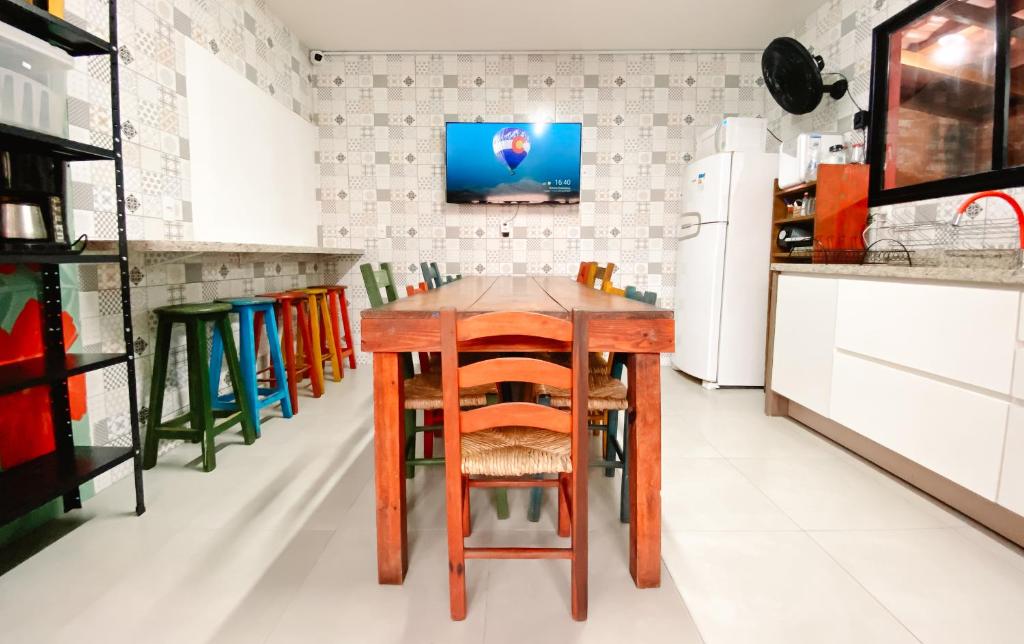 Kuchyň nebo kuchyňský kout v ubytování Sagui Hostel