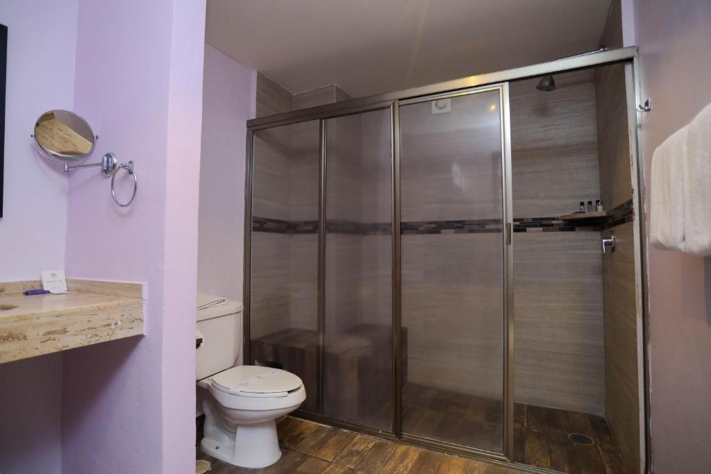 Koupelna v ubytování Hotel Kavia