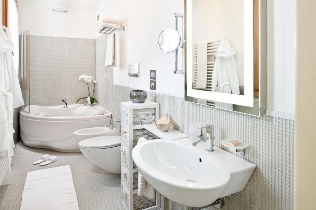 Kúpeľňa v ubytovaní Al Tezzon Hotel