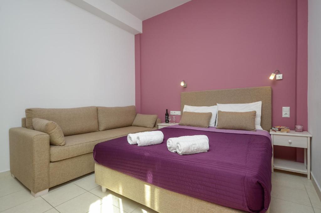 Panormos Hotel and Studios - 4