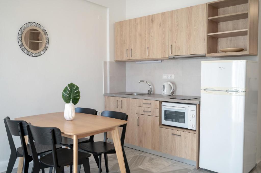 Mardinik Hotel Apartments - 7